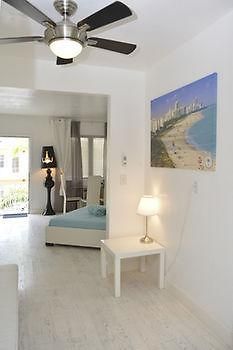 Art Deco Ocean Walk Apartments Miami Beach Extérieur photo