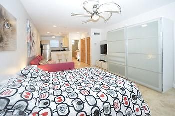 Art Deco Ocean Walk Apartments Miami Beach Extérieur photo